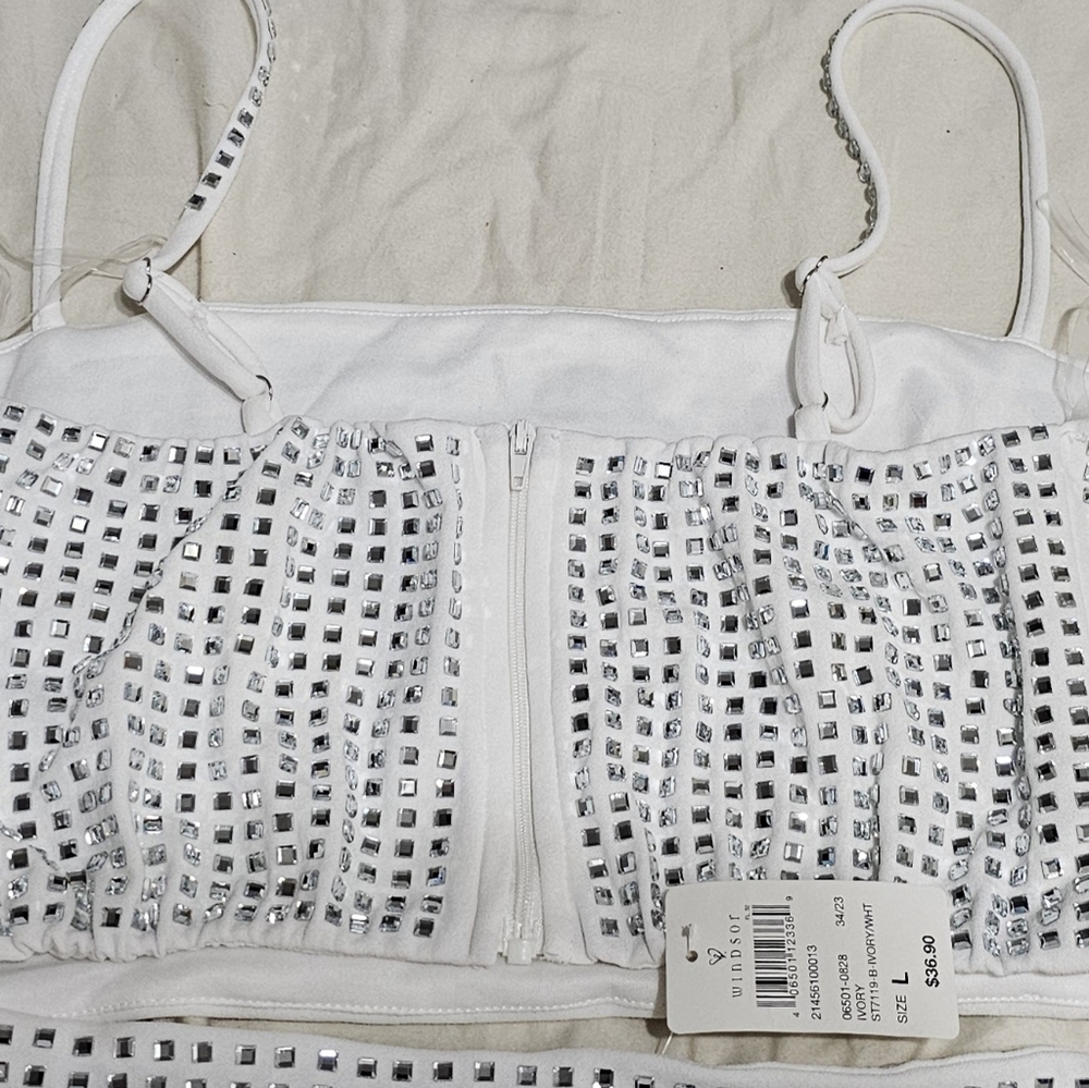Windsor White Studded top and skirt set - Picture 5 of 6
